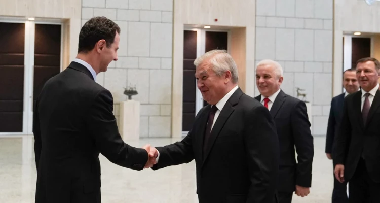 بشار الأسد يستقبل وفداً روسياً رفيع المستوى بدمشق.. وإعادة اللاجئين السوريين على طاولة الاجتماع