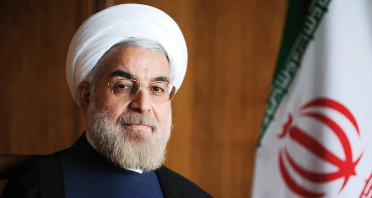 الرئيس الإيراني يدعو الرئيس الأمريكي إلى التراجع عن أخطاء سلفه "ترامب" لتعود علاقة إيران مع العالم