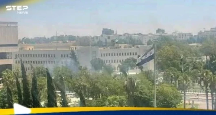 بعد التحذير.. الجيش الإسرائيلي يشن هجوما على مقر أركان الجيش السوري بدمشق