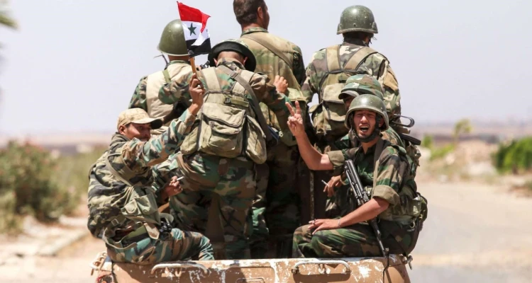 النظام السوري يجدد قصف درعا البلد والمخابرات الجوية تنسحب من حاجزين بعد تقدم أحرزه مقاتلو درعا