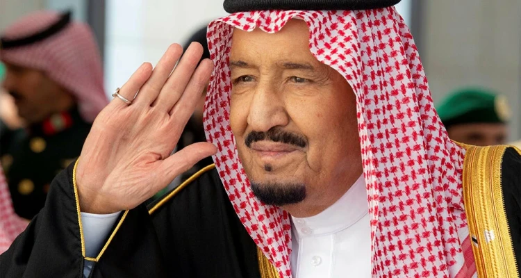 أوامر ملكية من العاهل السعودي وتغييرات بوزراء ومسؤولين بالمملكة
