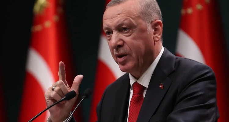 أردوغان يوجه رسالةً إلى دول الخليج قبل إقلاع طائرته نحو إحدى العواصم الخليجية (فيديو)