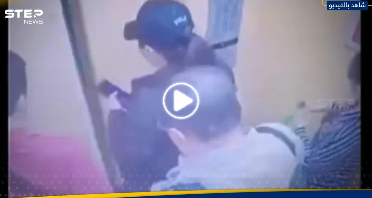 عائلة من 4 أفراد ربطوا أياديهم وقفزوا من الطابق 21! (فيديو)