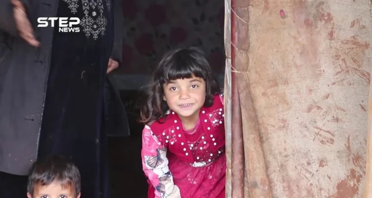 مياه الأمطار تجتاح مخيمات غربي حلب وتعمق مأساة المهجرين فيها