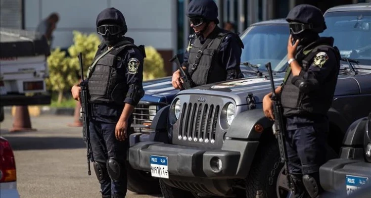 الداخلية المصرية تعلن رفع الحالة الأمنية للدرجة القصوى.. وتصدر بياناً بشأن احتفالات رأس السنة