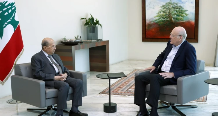 الرئيس اللبناني يتحدث عن أزمة القرداحي والأخير "لن أستقيل"