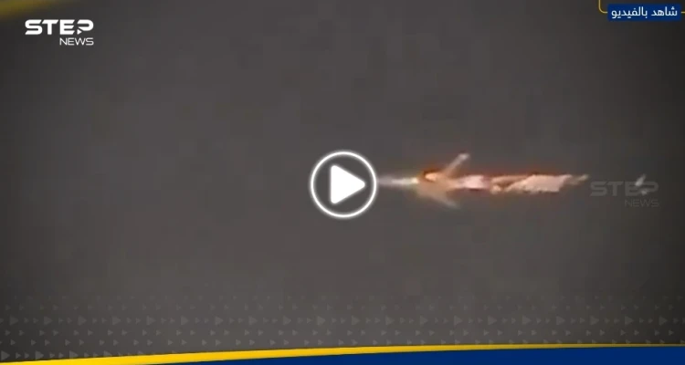 بالفيديو|| طائرة ركاب أمريكية تشتعل بالنيران وهي تحلق في السماء.. وأخرى تنزلق بسبب الثلوج