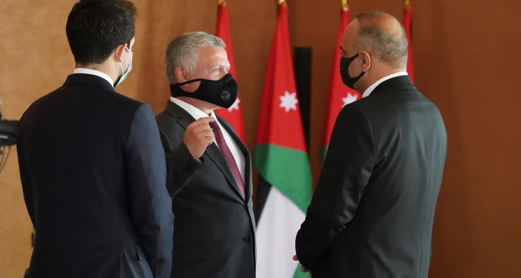 إعلان حالة الطوارئ في مستشفيات الأردن وتكليف وزير جديد بوزارة الصحة