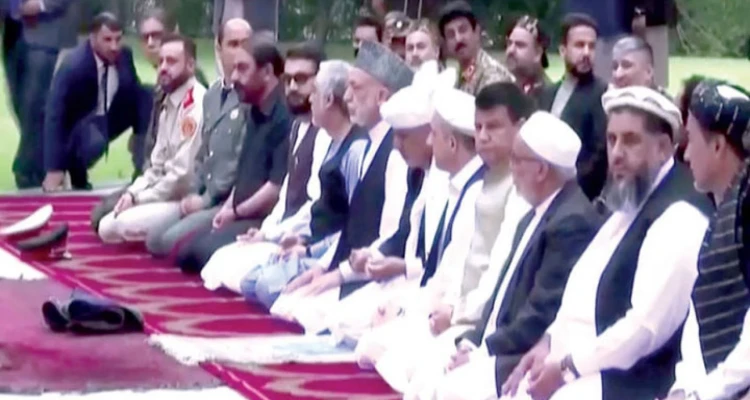 السلطات الأفغانية تلقي القبض على عددٍ من منفذي الهجوم الصاروخي على القصر الرئاسي أول أيام العيد
