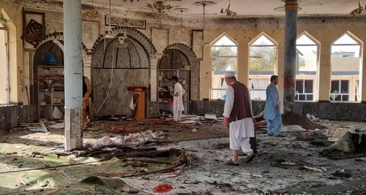 أنباء عن وقوع انفجار في مسجد في ولاية ننغرهار شرق أفغانستان وتباين بأعداد المصابين