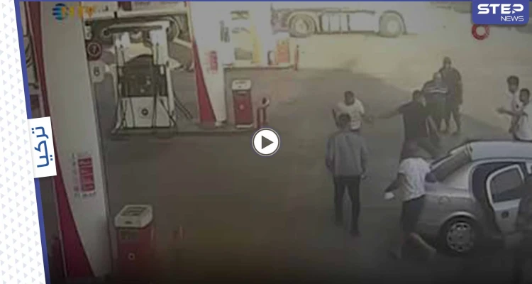 بالفيديو|| شاب حاول الهروب مع حبيبته بولاية مرسين التركية فقام أقاربها بضربه بعنف وإدخاله العناية المشددة