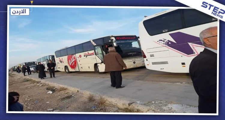 مئات السوريين عالقين على الحدود السورية الأردنية.. والمناشدات تتعالى للتحرك بشأنهم