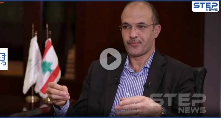 بالفيديو|| وزير الصحة اللبناني يواجه كورونا بالسيف وعلى الاكتفاء في احتفال تكريم مثيراً موجة انتقادات