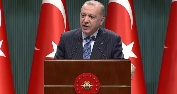 أردوغان يكشف طريقة تحرير بلاده من التبعية للخارج.. متهماً الغرب بتقديم كميات هائلة من الأسلحة لـ"الإرهابيين" في سوريا