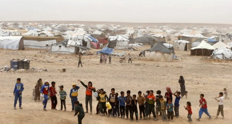 خاص | مدير مركز المصالحة الروسي يضع مع عدد من الوفود خطوات لإغلاق الركبان