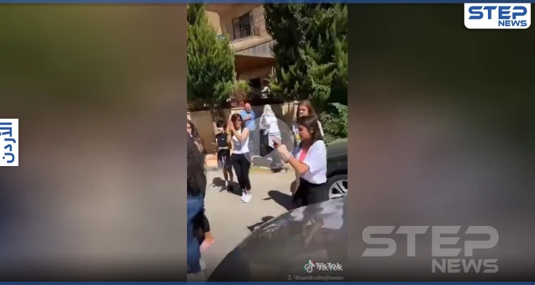 بالفيديو||"على وحدة ونص" رقص وسط الشارع لطالبات الثانوية في الأردن يثير ضجة