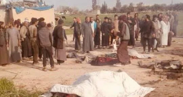 عشرات القتلى والجرحى بانفجار مفخخة في الشحيل، و"قسد" تسلم عددا من عناصر "داعش" للعراق