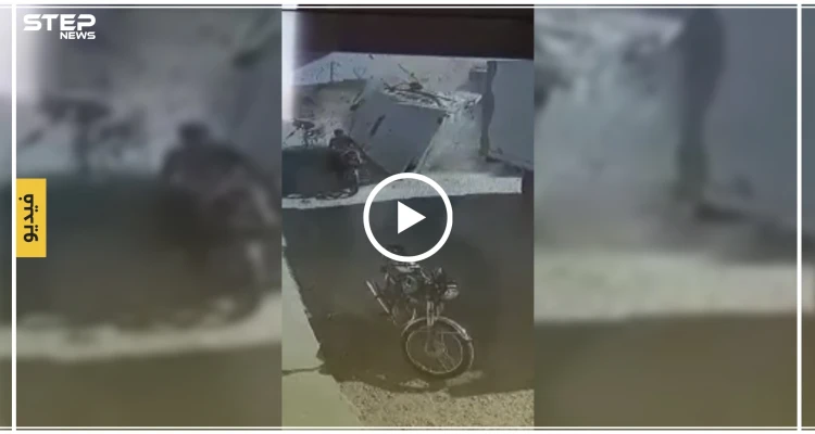 عائلة تنجو من موت محتم بحادث تصادم شاحنات شمالي حلب (فيديو)
