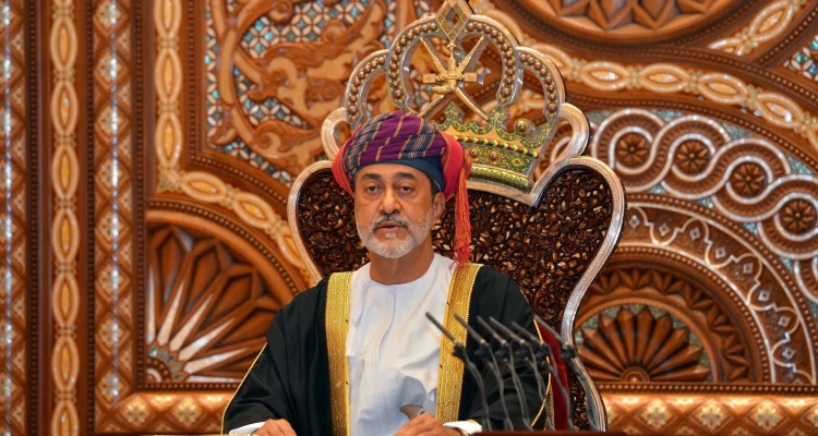 قرار عاجل من سلطان عُمان هيثم بن طارق عقب الاحتجاجات في صحار
