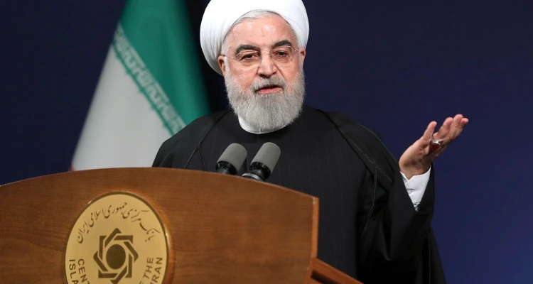 الرئيس الإيراني يؤكد تعاون إيران مع المفتشين الدوليين وعدم النية لامتلاك سلاح نووي