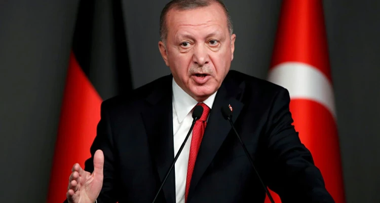 أردوغان يتحدث عن مسألة بقاء قوات بلاده في سوريا.. ويكشف ملكية مصنع جنازير الدبابات