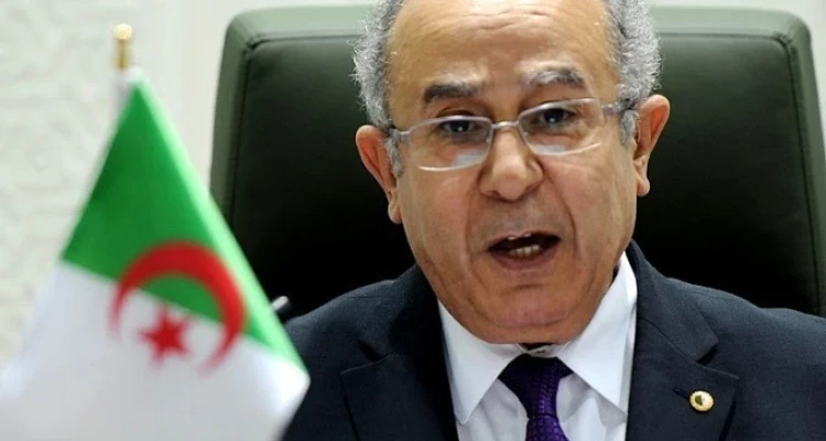 وزير الخارجية الجزائري يكشف السبب الذي قد يمكّن سوريا من حضور القمة العربية