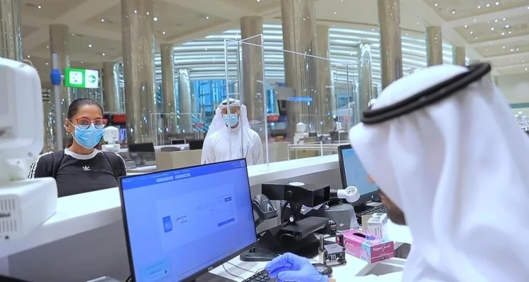 أبو ظبي تعلن عن القائمة الخضراء لـ 14 دولة معفية من الحجر الصحي