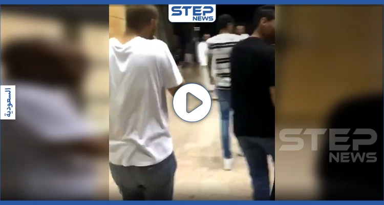بالفيديو|| فتيات سعوديات يتحرّشن بشبّان وسط الشارع والحادثة تشعل الرأي العام