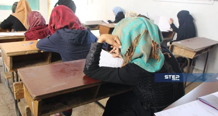 جانب من الامتحانات العامة في مركز بنات ثانوية أريحا بريف إدلب