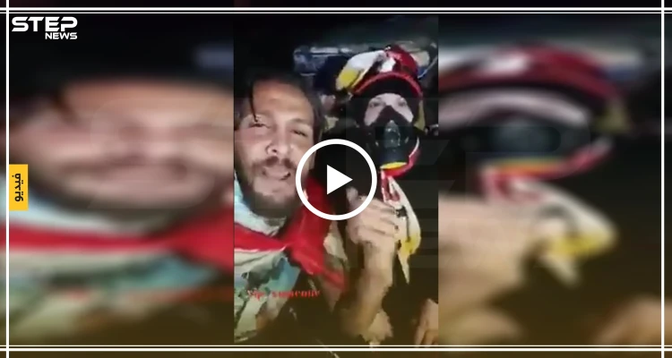 فيديو || متظاهر عراقي يُصادف أمه وهي توزّع الطعام على الخطوط الأولى