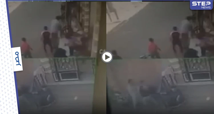 بالفيديو|| ضرب وتعرية امرأة وسط الطريق في مصر يثير الجدل وأول تعليق من ولدها