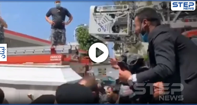 بالفيديو|| شاب لبناني يودع خطيبته بطريقة فريدة حاملا بدلتها الرسمية.. "سحر فارس كسرتيلي ضهري"