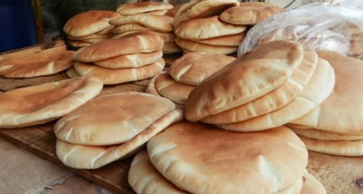 مناطق المعارضة تتعامل مع "ثورة الخبز" وترضخ لـ مطالب المحتجين