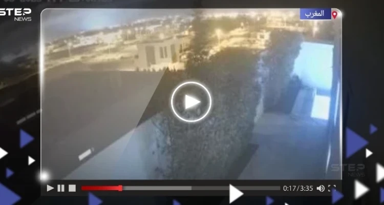 بالفيديو|| ظهور وميض أزرق غامض في سماء المغرب لحظة وقوع الزلزال المدمر