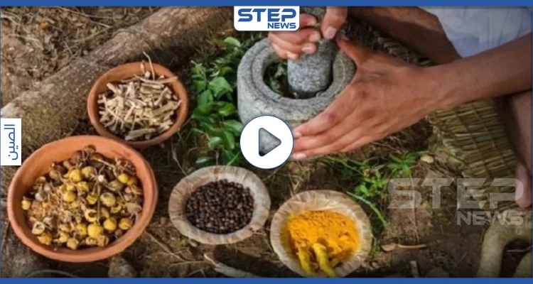 بالفيديو|| في متناول الجميع.. صيني شفي من كورونا يقدم الوصفة الطبيعية التي استخدمها للعلاج من المرض