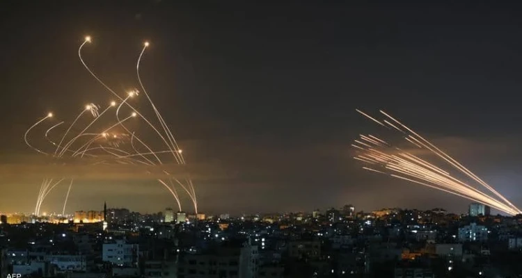 رقم غير متوقع.. إسرائيل تكشف عن عدد الصواريخ التي تلقتها من غزة ووزارة الصحة الفلسطينية تحصي الضحايا
