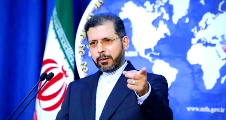 إيران تهدد دولة جارة رافضةً وجود إسرائيل قرب حدودها