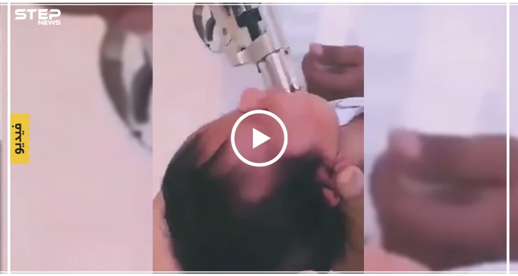 سعودي يطلق الرصاص أمام وجه رضيع ويفرغ البارود في فمه!! (فيديو)