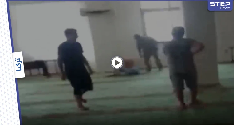بالفيديو|| إمام ومؤذن في تركيا يعتدي على فتى صغير داخل المسجد والكاميرات تفضحه
