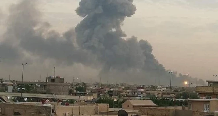بالفيديو || انفجار ضخم قرب قيادة شرطة الأنبار غربي العراق