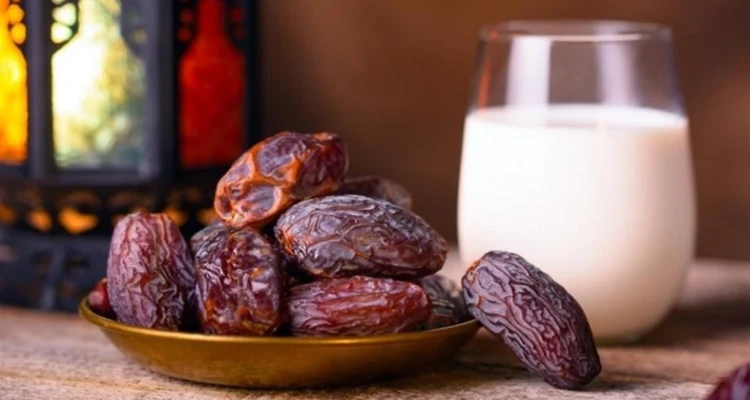 مع رجيم التمر واللبن تخلص من 5 كيلو غرام من وزنك خلال أسبوع واحد