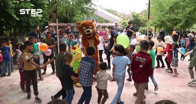 حفل ترفيهي لأكثر من 100 طفل يتيم في مدينة دركوش بريف إدلب