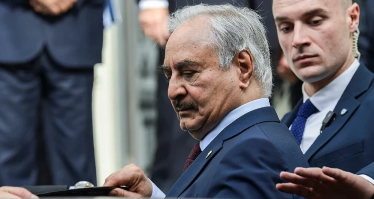 حفتر يعتزم الترشح لانتخابات الرئاسة في ليبيا