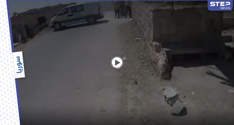 فيديو يحبس الأنفاس.. صحفي يوثق لحظة استهدافه في إدلب السورية