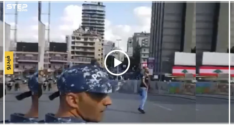 مناصرو حزب الله يضربون المتظاهرين ويصيحون "نحن شيعة يا عر**ات"