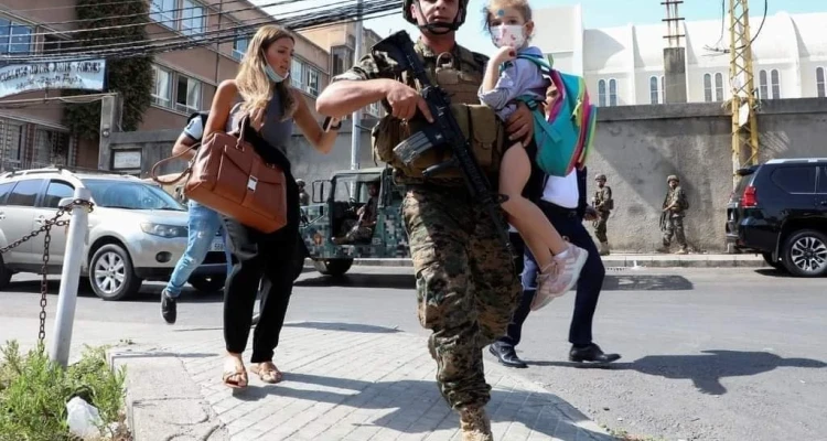 أول تعليق روسي على أحداث بيروت.. موسكو تتوجه برسائل للمنخرطين بالأحداث الدموية والحكومة اللبنانية