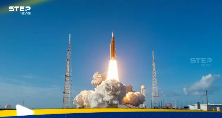 رواد فضاء إلى القمر