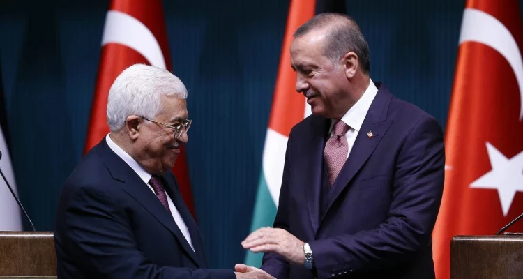 بعد حديث عن محاولة إسقاطه.. محمود عباس يلتقي أردوغان في إسطنبول والأخير يؤكد له على أمر
