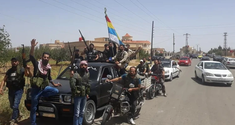 تصعيد غير مسبوق في السويداء... فصيل مسلّح يطوّق فرع المخابرات العسكرية ردّاً على اعتداءات طالت عناصره