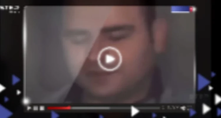 شرطي تركي "يُهين" الصلاة بقوله "أتاتورك أكبر" بدلاً من الله أكبر.. ونشطاء يهاجمونه (فيديو)